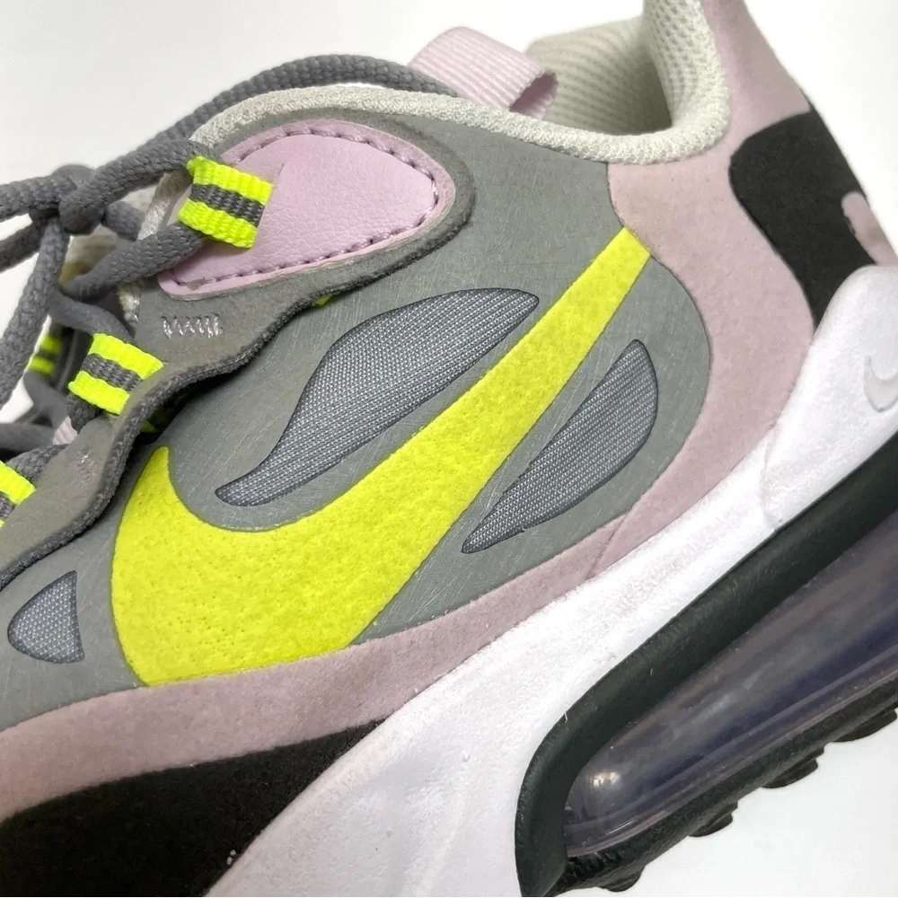 Nike Air Max 270 react sneakers youth 5.5 or women’s 7